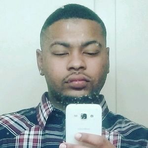 Meet your Posher, Carlos